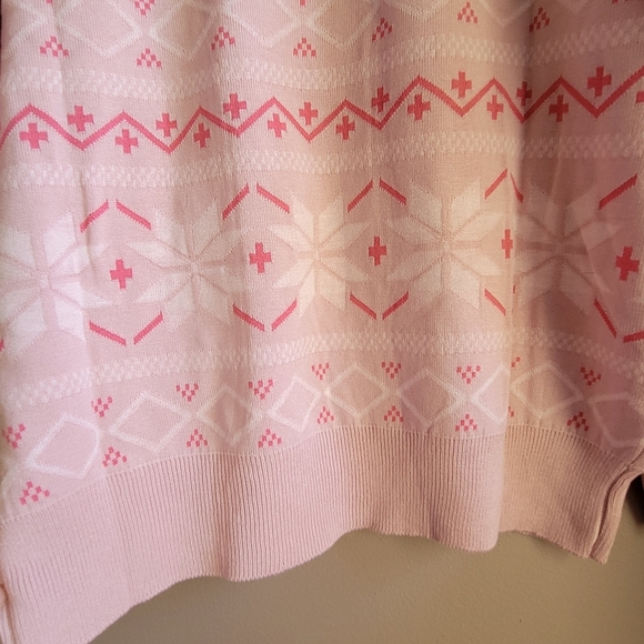 Brand New Pink BARBIE Logo Women's Sweater Top Size Medium 2024 Mattel - Picture 10 of 11